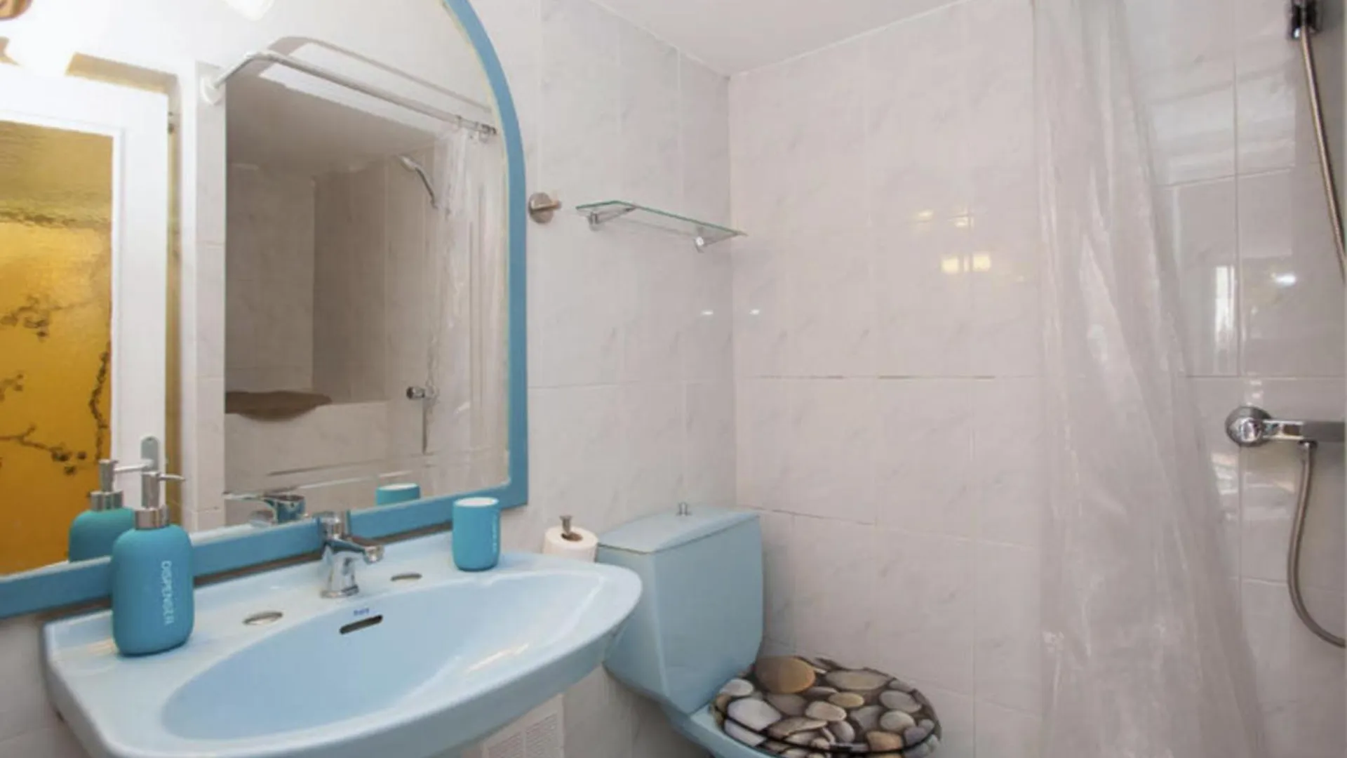 Villa Les Moreres De Sitges, Mediterranean-Style Family Escape