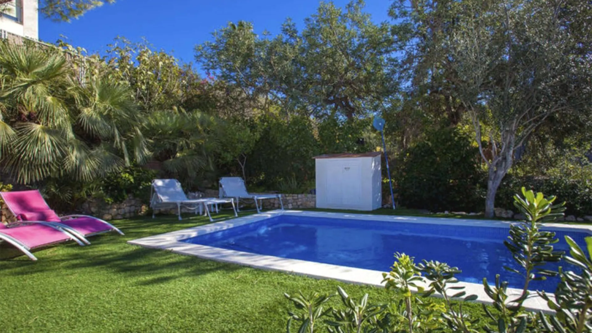 Villa Les Moreres De Sitges, Mediterranean-Style Family Escape Sitges